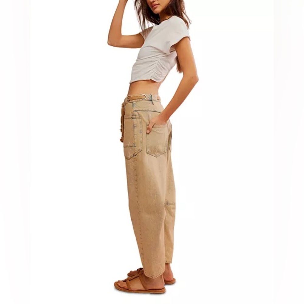 Free People, We the Free
Moxie Barrel Jeans, 
washed, never worn 
size 26
Cowby - Picture 8 of 10